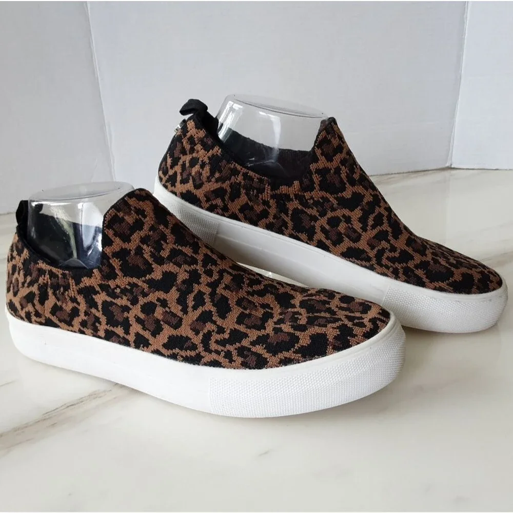 STEVE MADDEN Leopard Print Knit Slip-On Sneakers Sz 9.5